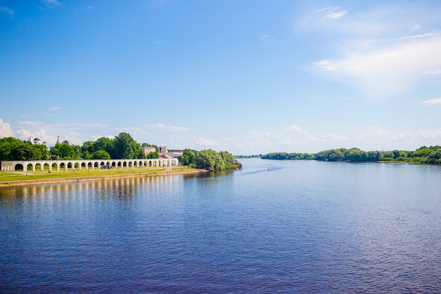 Veliky Novgorod, Russie. Kremlin de Novgorod à la rivière Volkhov