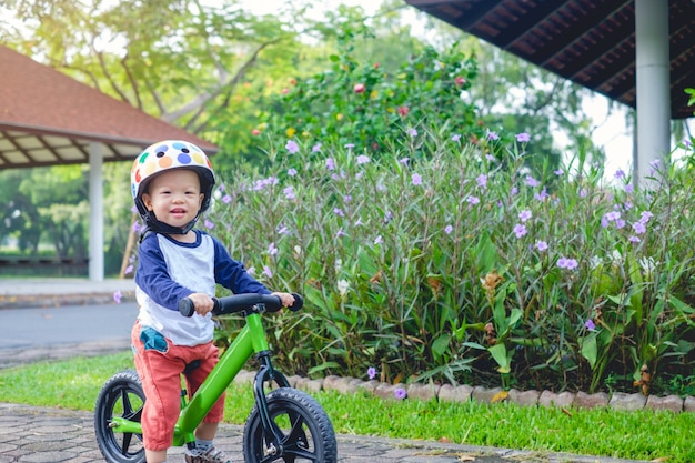 Vélo d'équilibre pour tout-petits