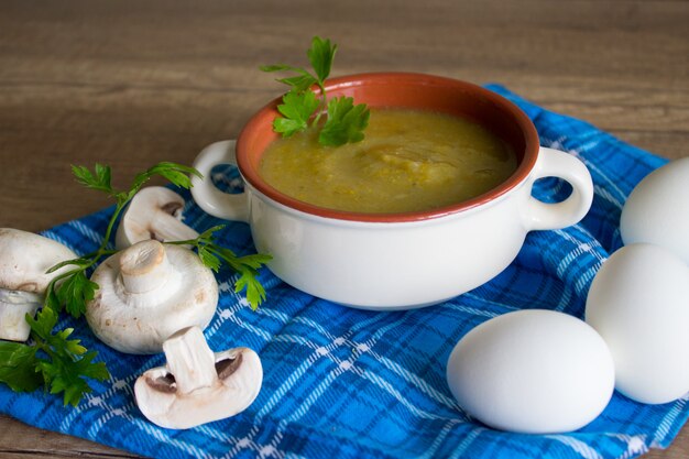 Velouté de champignon, soupe d'automne