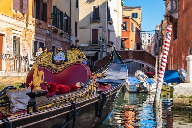 VENISE ITALIE 27 août 2021 Vue de la télécabine vide sur les canaux étroits de Venise Italie