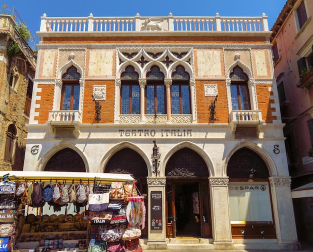 Venise Teatro Italia