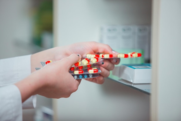 Photo vente de médicaments dans un réseau de pharmacies de détail.