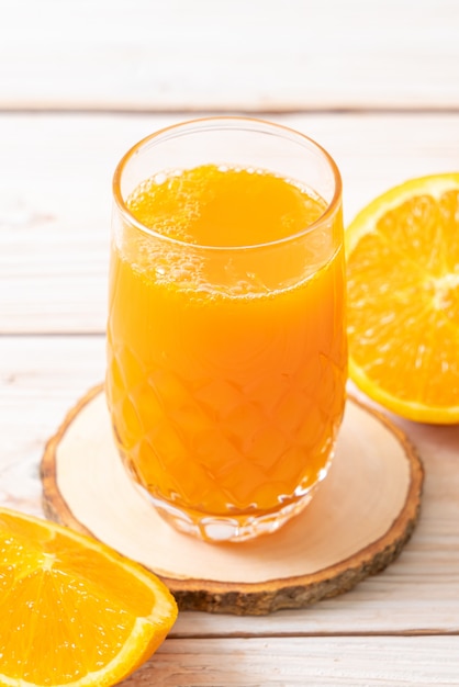 verre de jus d'orange frais