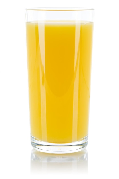 Verre de jus d'orange isolé sur blanc