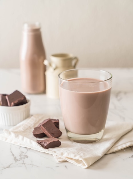 verre de lait au chocolat