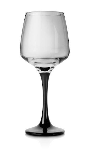 Verre à vin isolé sur fond blanc