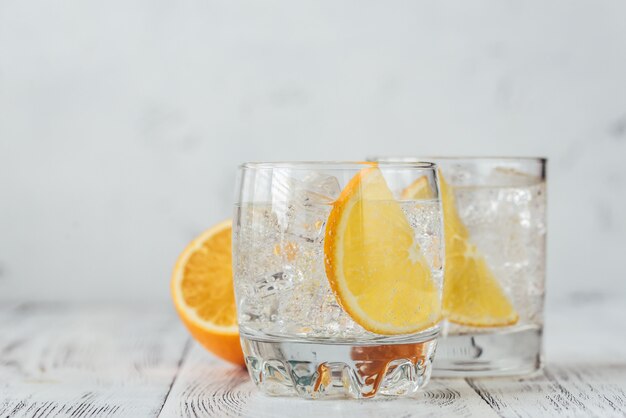 Verres de gin tonic