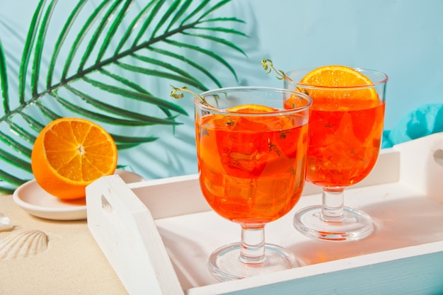 Verres de thé à l'orange maison