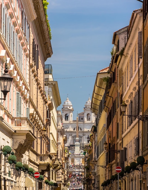 Via dei Condotti, une rue dans le centre de Rome