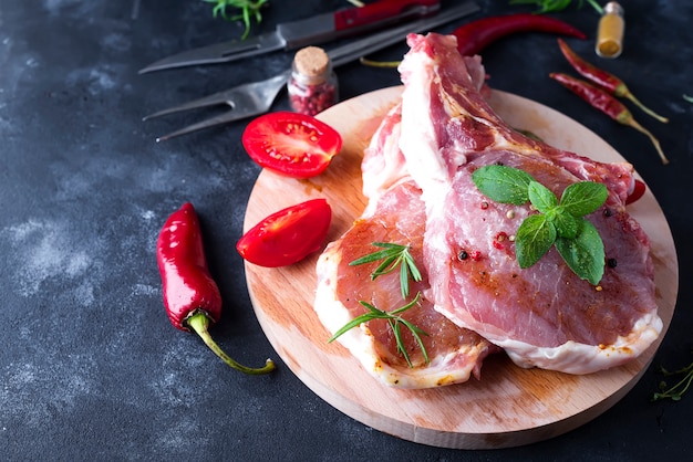 Viande crue, steak de boeuf