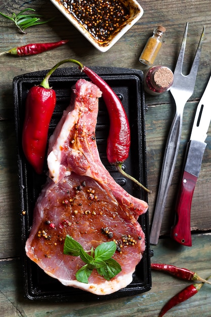 Viande crue, steak de boeuf