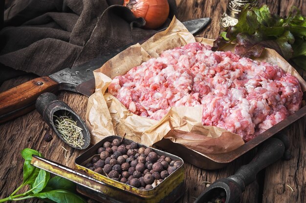 Viande fraîche boeuf haché