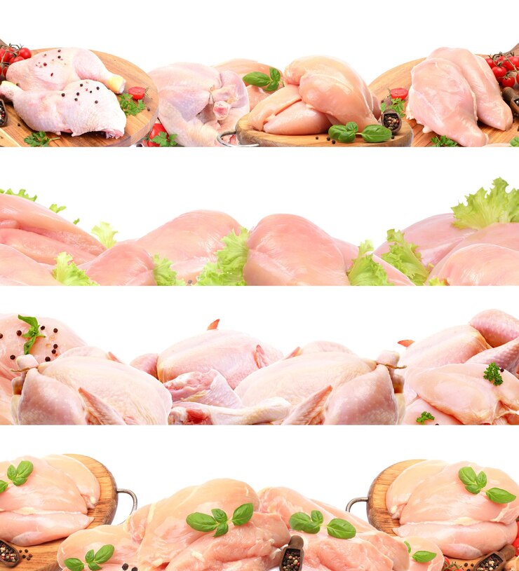 Viande de poulet sur fond blanc