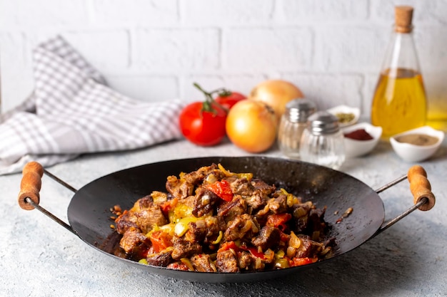 Viande Sauté Turc Et sote avec Pie Viande - Sac Tava - Sac Kavurma