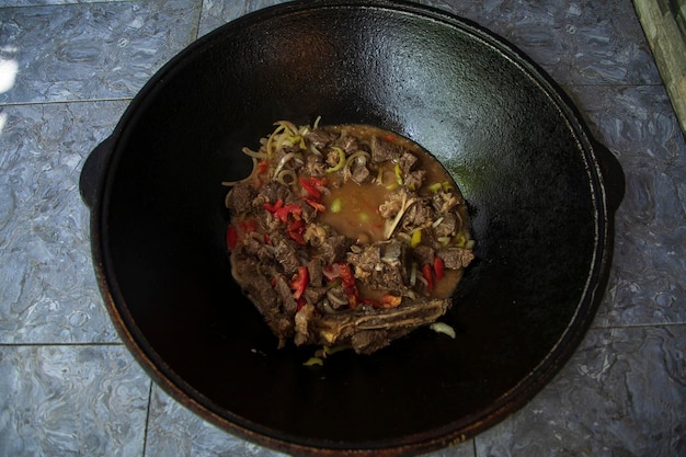 de la viande avec tous les légumes