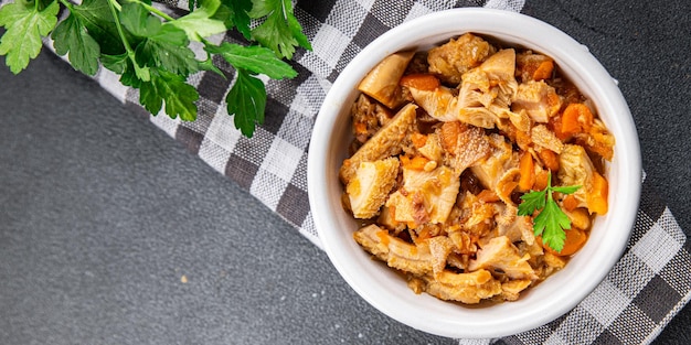 viande tripes nourriture collation abats savoureux repas de viande sur la table copie espace nourriture fond rustique vue de dessus