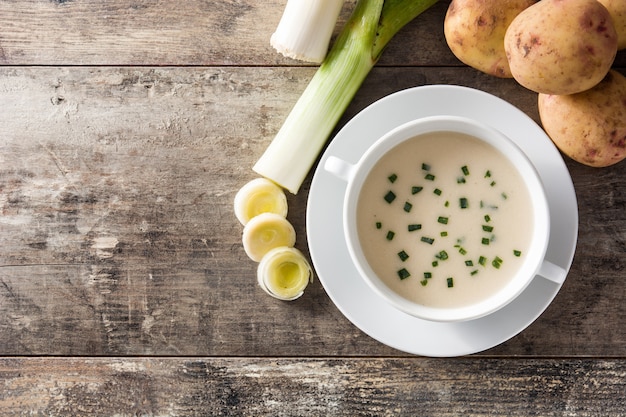 Vichyssoise française dans un bol