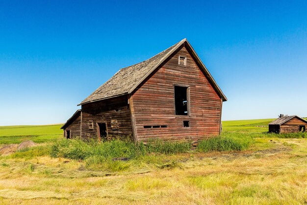 Vieille maison de ferme hantée en alberta canada