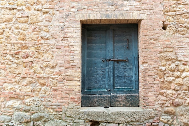 Vieille porte bleue Italie