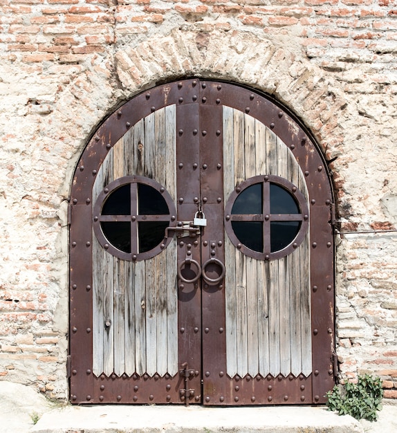 vieille porte en bois