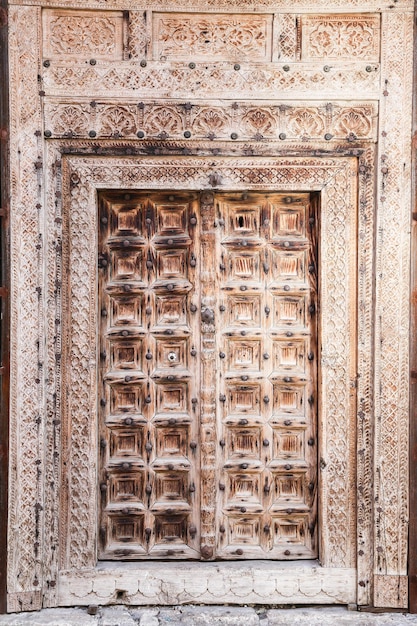 Vieille porte en bois