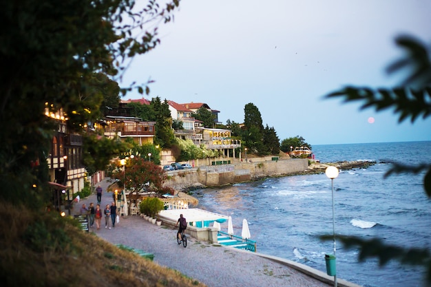 Vieille ville de nessebar-soirée d'un an. Bulgarie