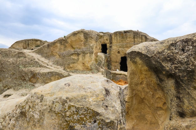 Vieille ville troglodyte Uplistsikhe dans les montagnes du Caucase, Géorgie