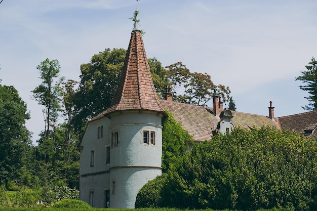 Un vieux bâtiment dans la partie historique de la ville