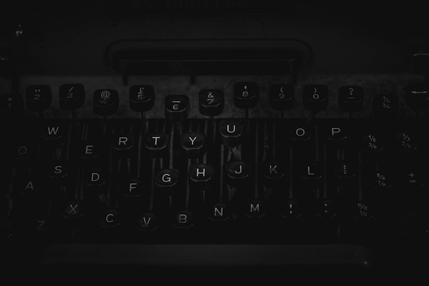 Vieux clavier de machine à écrire libre