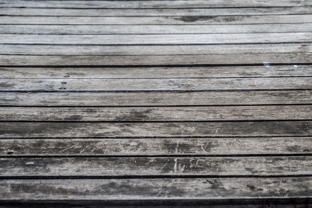 Vieux fond de texture de table en bois noir