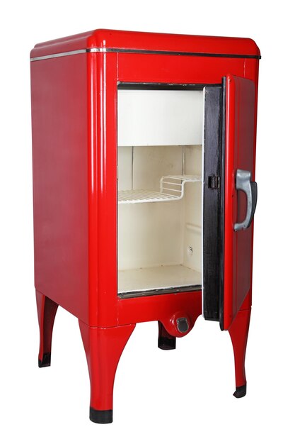 Vieux frigo rouge