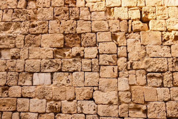 Vieux mur de briques dans la forteresse d'Akko