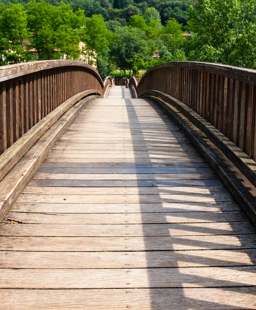 Photo le vieux pont de bois