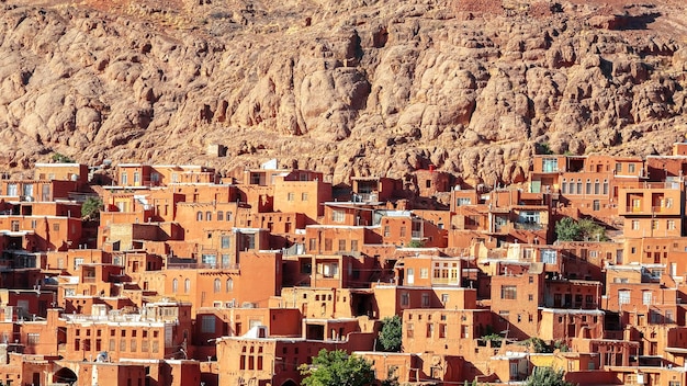 Village d'Abyaneh dans les montagnes d'Iran Ancienne colonie perse du 7e siècle Patrimoine mondial