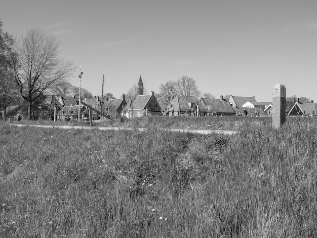 Photo le village de l'ijsselmeer