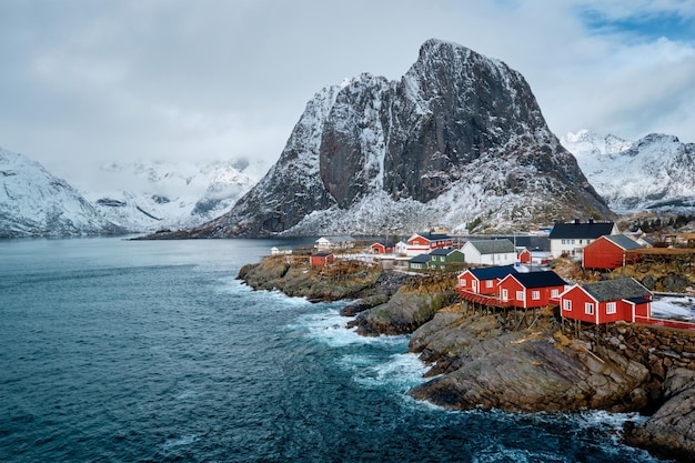 Le village de pêcheurs de Hamnoy dans les îles Lofoten, en Norvège