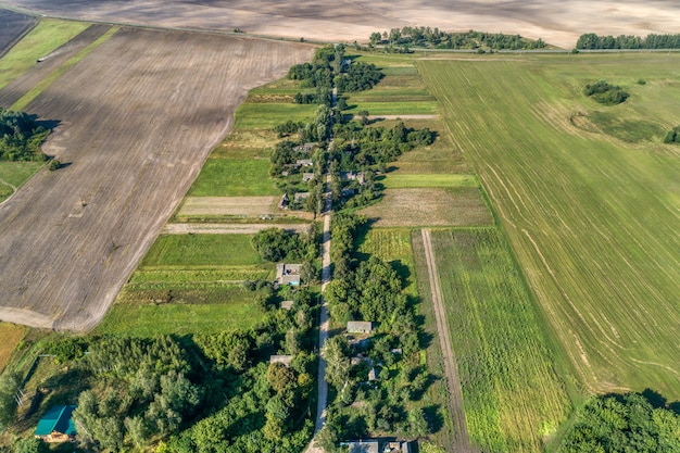 Village russe peu peuplé.