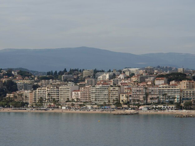 Photo ville de cannes en français