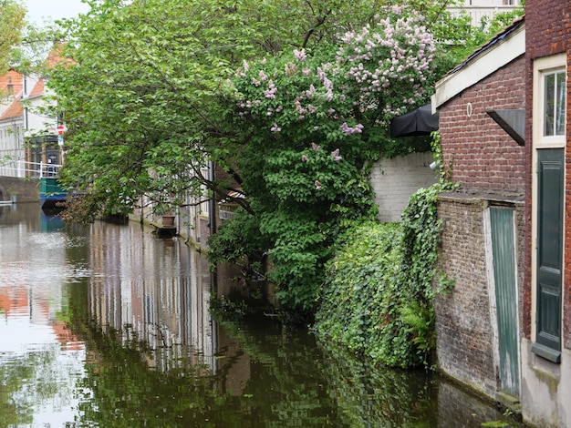 Photo la ville de delft aux pays-bas.