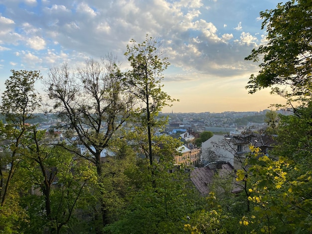 La ville moderne de lviv dans l'ouest de l'ukraine à l'architecture européenne ancienne