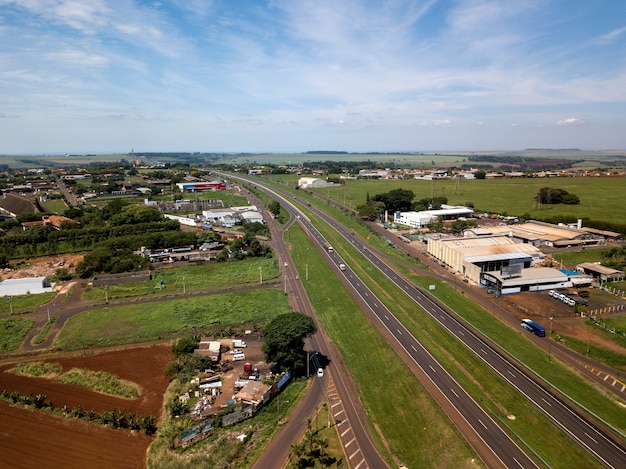 Ville paysage aérien (Orlandia - Sao Paulo - Brésil).