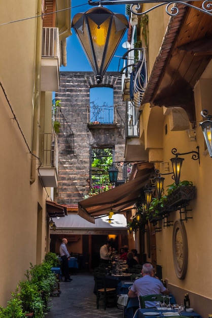 La ville de Positano sur la côte amalfitaine en Italie