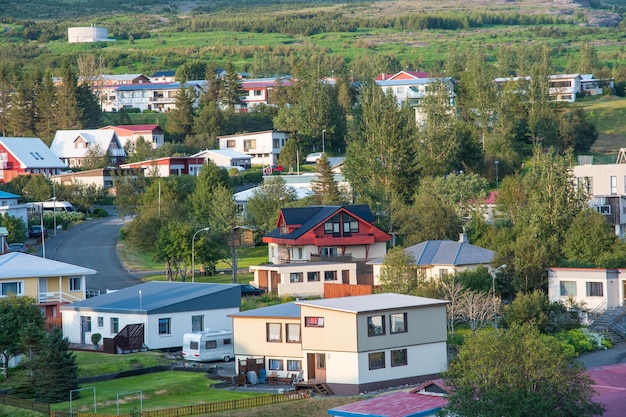 Ville de Reydarfjordur dans l'est de l'Islande