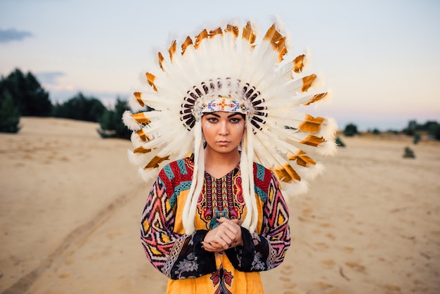 Visage de femme amérindienne, Cherokee, Navajo