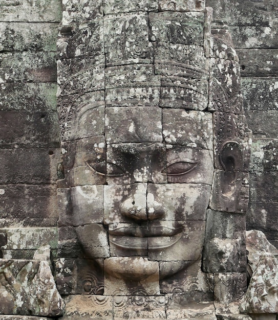 visages à Bayon