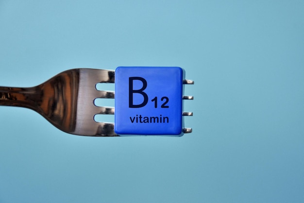 Vitamine B12 sur la fourchette, aliments à haute teneur en vitamine B