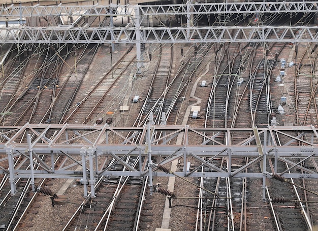 Voies ferrées pour train