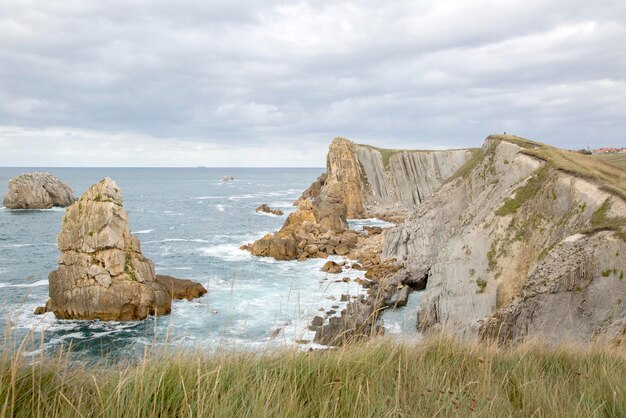 Voir à la plage de Portio à Santander, Cantabrie, Espagne