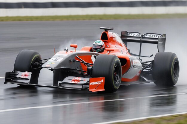 Photo une voiture de course générique se déplaçant à grande vitesse autour d'un coin sur une piste de course légèrement humide