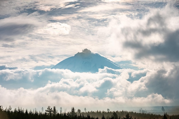 Volcan Chimborazo dans les Andes, la plus haute montagne d'Equateur